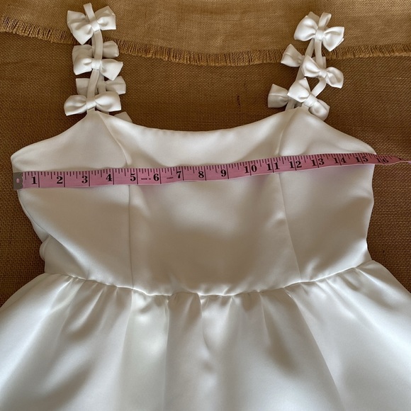 Elliatt Enchantment Ivory Fit & Flare Babydoll mini Dress - Picture 8 of 16